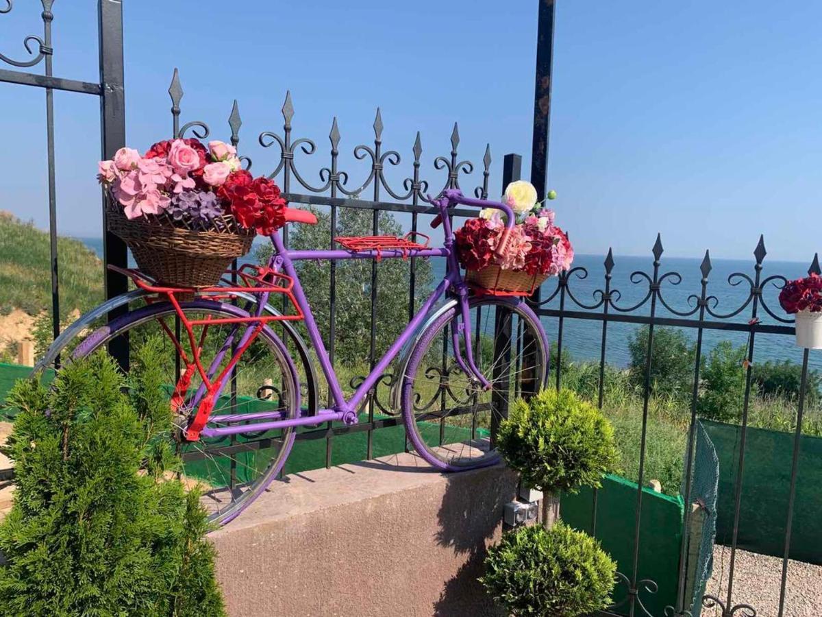 Flower Breeze Apartment Chebanka