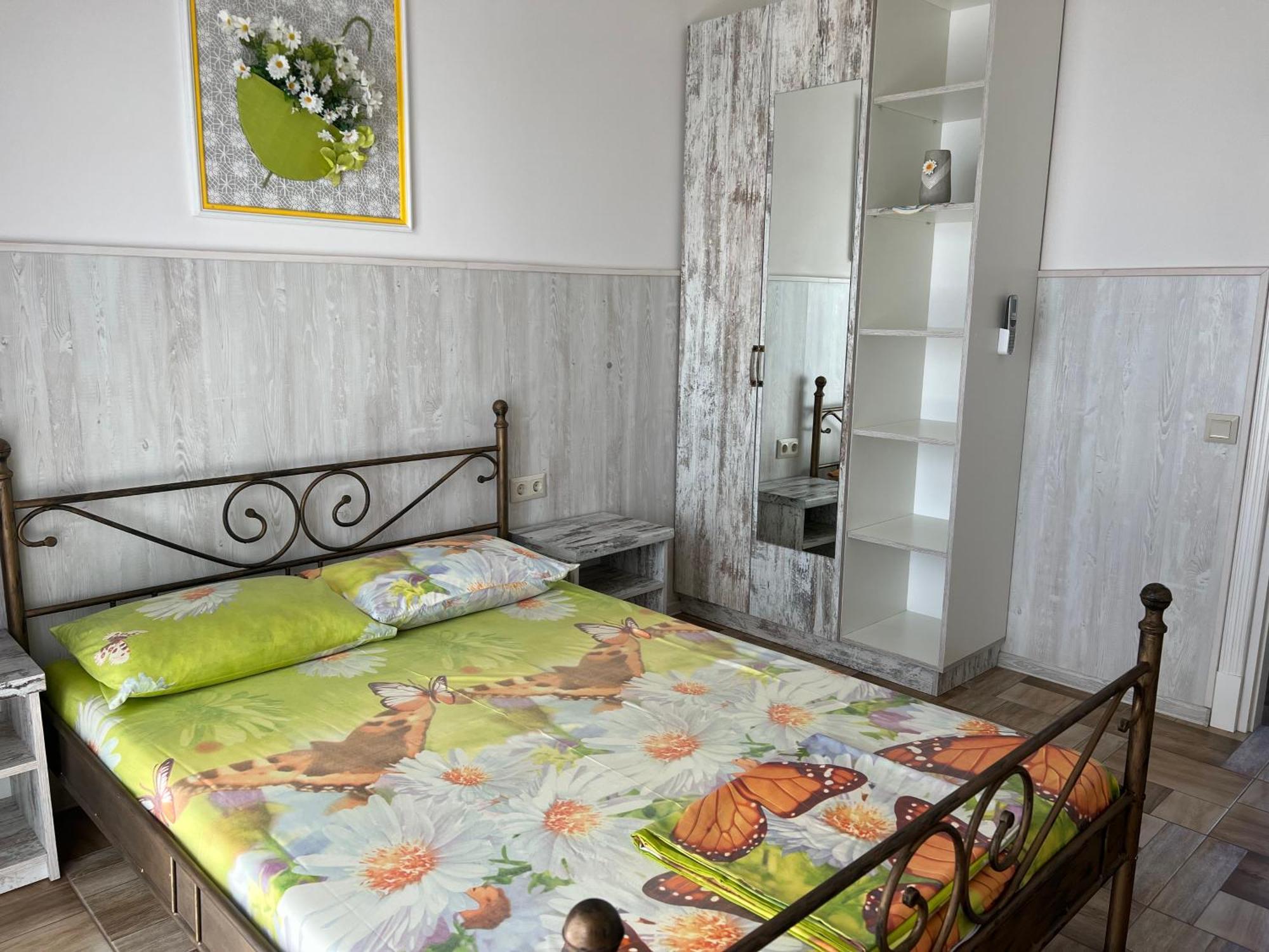 Flower Breeze Apartment